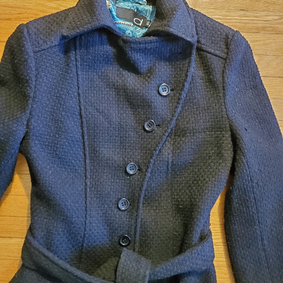 Lined belted coat - Picture 2 of 5